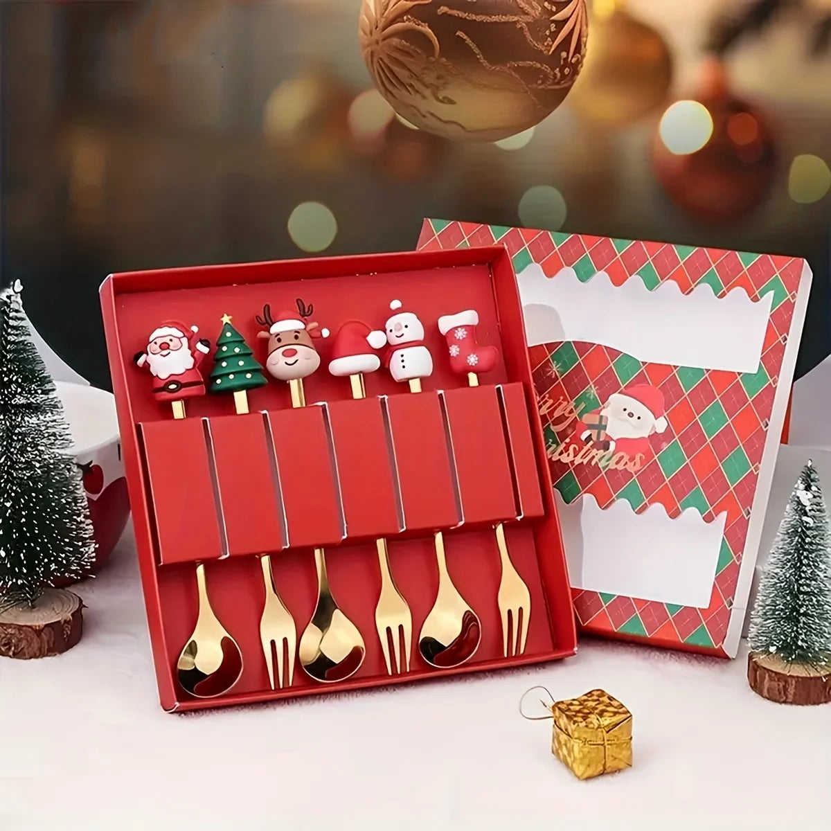 2/4/6Pcs Christmas Fork & Spoon Set – Stainless Steel Santa Tableware for Coffee, Tea & Dessert